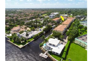 824 Virginia Gardens Dr, Boynton Beach, FL 33435, Sold 04/29/21