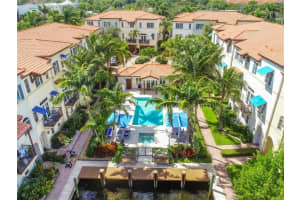 824 Virginia Gardens Dr, Boynton Beach, FL 33435, Sold 04/29/21