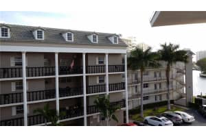 440 Paradise Isle Blvd, Hallandale Beach, FL 33009, Sold 12/09/20