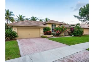3320 Overlook Rd, Davie, FL 33328, Sold 02/26/21