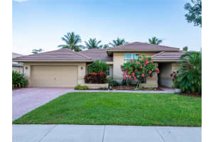 3320 Overlook Rd, Davie, FL 33328, Sold 02/26/21