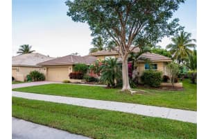 3320 Overlook Rd, Davie, FL 33328, Sold 02/26/21