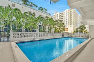 3000 Riomar St, Fort Lauderdale, FL 33304, Sold 05/27/21