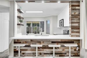 6955 NW 173rd Dr, Hialeah, FL 33015, Sold 12/31/20