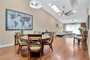 8221 NW 100th Way, Tamarac, FL 33321, Sold 01/07/21