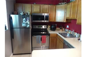 2660 NE 8th Ave, Wilton Manors, FL 33334, Sold 02/08/21