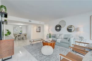 3900 Galt Ocean Dr, Fort Lauderdale, FL 33308, Sold 01/12/21