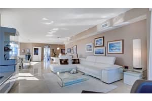 17555 Collins Ave, Sunny Isles Beach, FL 33160, Sold 01/20/21