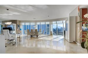 17555 Collins Ave, Sunny Isles Beach, FL 33160, Sold 01/20/21