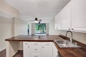 5300 NE 24th Terrace #317c, Fort Lauderdale, FL 33308, Sold 02/19/21