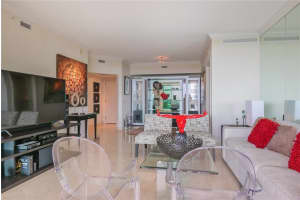 411 N New River Dr E, Fort Lauderdale, FL 33301, Sold 02/01/21