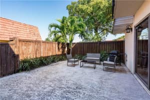 2744 SW 15th St, Deerfield Beach, FL 33442, Sold 01/21/21