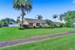7300 SW 6th Ct, Plantation, FL 33317, Sold 01/12/21