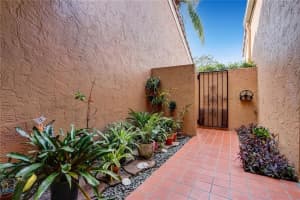 1680 SW 120th Ave, Pembroke Pines, FL 33025, Sold 04/05/21