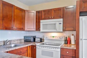 455 Golden Isles Dr, Hallandale Beach, FL 33009, Sold 11/16/21