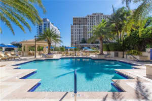 411 N New River Dr E, Fort Lauderdale, FL 33301, Sold 02/26/21