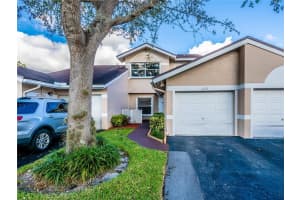 1272 W Lakes Dr, Deerfield Beach, FL 33442, Sold 01/06/21