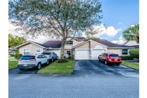 1272 W Lakes Dr, Deerfield Beach, FL 33442, Sold 01/06/21