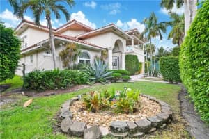 930 NE 24th St, Boca Raton, FL 33431, Sold 01/29/21