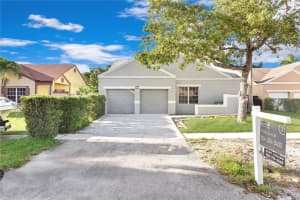 8331 SW 12th St, Pembroke Pines, FL 33025, Sold 02/26/21