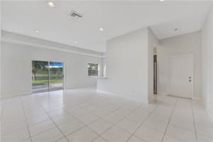 8331 SW 12th St, Pembroke Pines, FL 33025, Sold 02/26/21