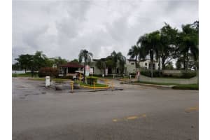 210 Lake Pointe Dr, Oakland Park, FL 33309, Sold 03/23/21