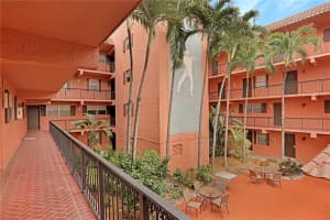 680 Tennis Club Dr, Fort Lauderdale, FL 33311, Sold 01/22/21