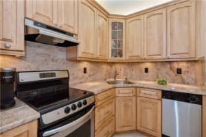 3000 Riomar St, Fort Lauderdale, FL 33304, Sold 03/05/21