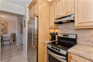 3000 Riomar St, Fort Lauderdale, FL 33304, Sold 03/05/21