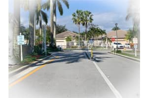 4702 NW 120th Way, Tamarac, FL 33321, Sold 03/15/21