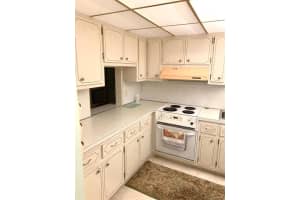 1951 NE 39th St, Lighthouse Point, FL 33064, Sold 04/13/21