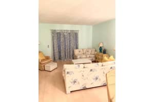 1951 NE 39th St, Lighthouse Point, FL 33064, Sold 04/13/21