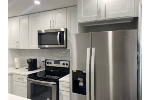 470 Paradise Isle Blvd, Hallandale Beach, FL 33009, Sold 04/09/21