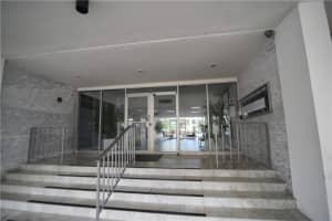 401 Golden Isles Dr, Hallandale Beach, FL 33009, Sold 02/19/21