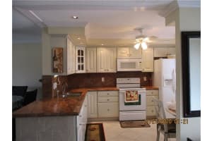 1425 Atlantic Shores Blvd, Hallandale Beach, FL 33009, Sold 09/24/21