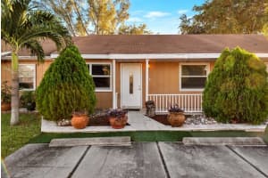 328 NW 47th St, Pompano Beach, FL 33064, Sold 02/08/21
