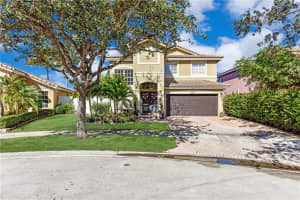 20375 SW 3rd St, Pembroke Pines, FL 33029, Sold 01/29/21