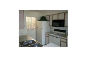 2861 N Oakland Forest Dr, Oakland Park, FL 33309, Sold 03/01/21