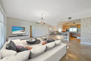 701 SE 21st Ave, Deerfield Beach, FL 33441, Sold 06/04/21