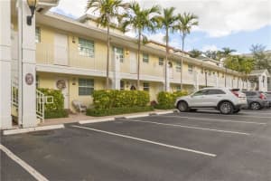 2660 NE 8th Ave, Wilton Manors, FL 33334, Sold 07/15/21