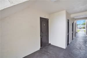 325 W Laurel Dr #4l, Margate, FL 33063, Sold 10/01/21