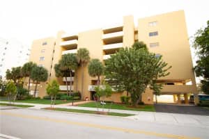 17878 N Bay Rd, Sunny Isles Beach, FL 33160, Sold 03/19/21