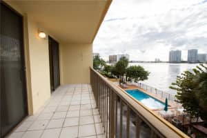 17878 N Bay Rd, Sunny Isles Beach, FL 33160, Sold 03/19/21