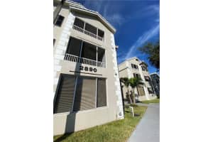 2890 N Oakland Forest Dr, Oakland Park, FL 33309, Sold 02/26/21