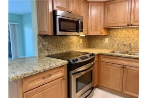 505 NE 20th Ave, Deerfield Beach, FL 33441, Sold 03/26/21