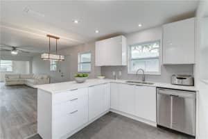 827 Meadowlark Ln, Delray Beach, FL 33445, Sold 01/25/21