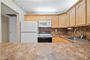 5620 SW 3rd Pl, Margate, FL 33068, Sold 01/04/21