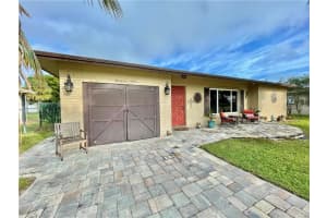 9703 NW 71st St, Tamarac, FL 33321, Sold 02/01/21