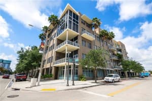 425 N Andrews Ave, Fort Lauderdale, FL 33301, Sold 05/06/21