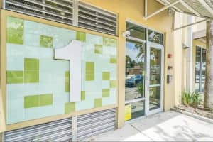 425 N Andrews Ave, Fort Lauderdale, FL 33301, Sold 05/06/21